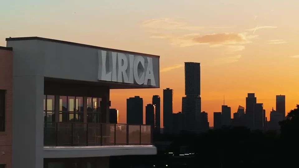 Lirica apartment building