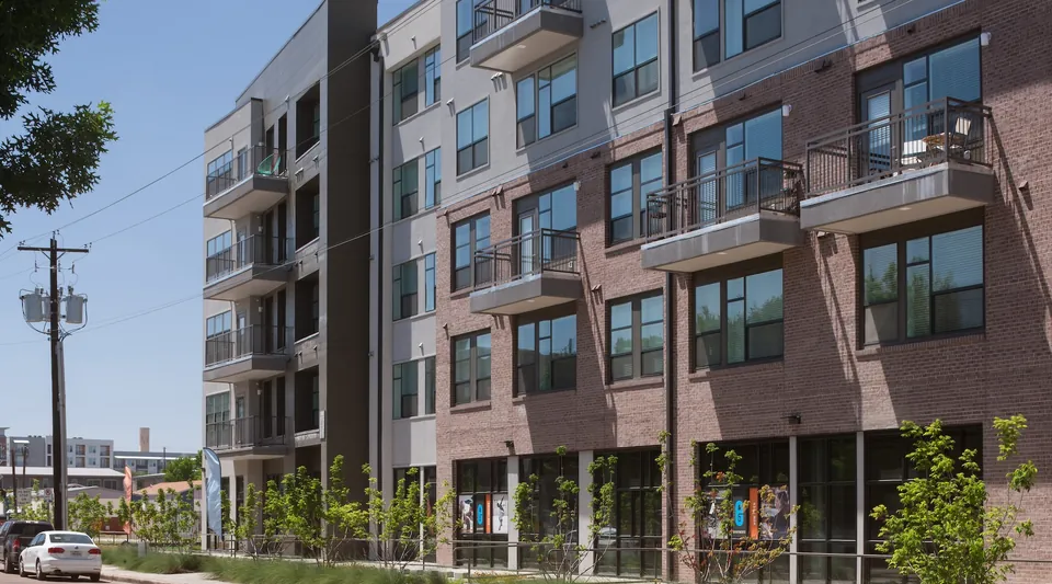 E6 Apartments apartment building
